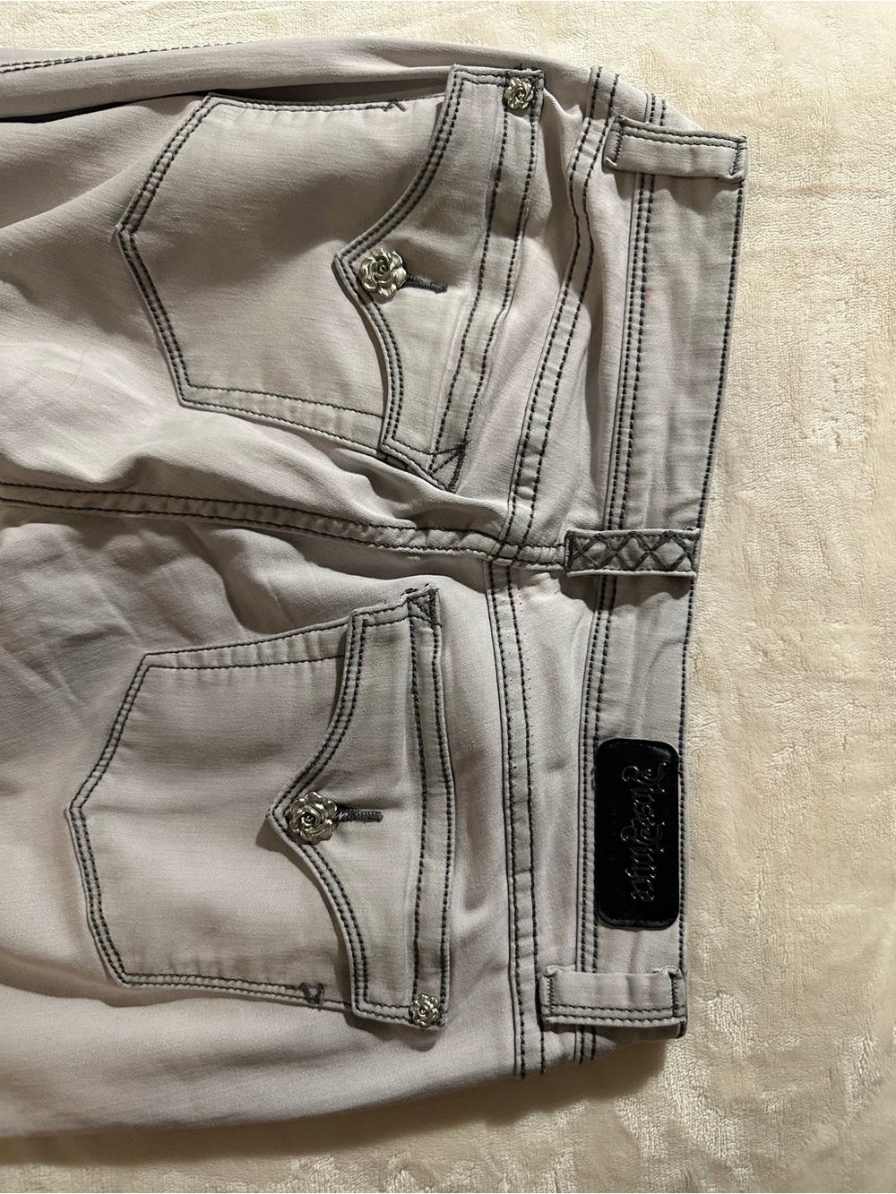 Straight Leg Women’s Jeans in Light Gray with Decorative Stitching